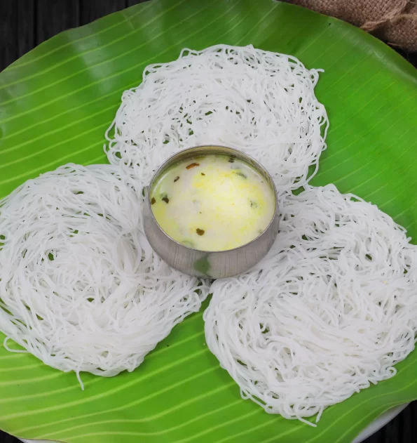 top-view-of-idiyappam-with-coconut-chutney-2026-01-07-23-13-04-utc